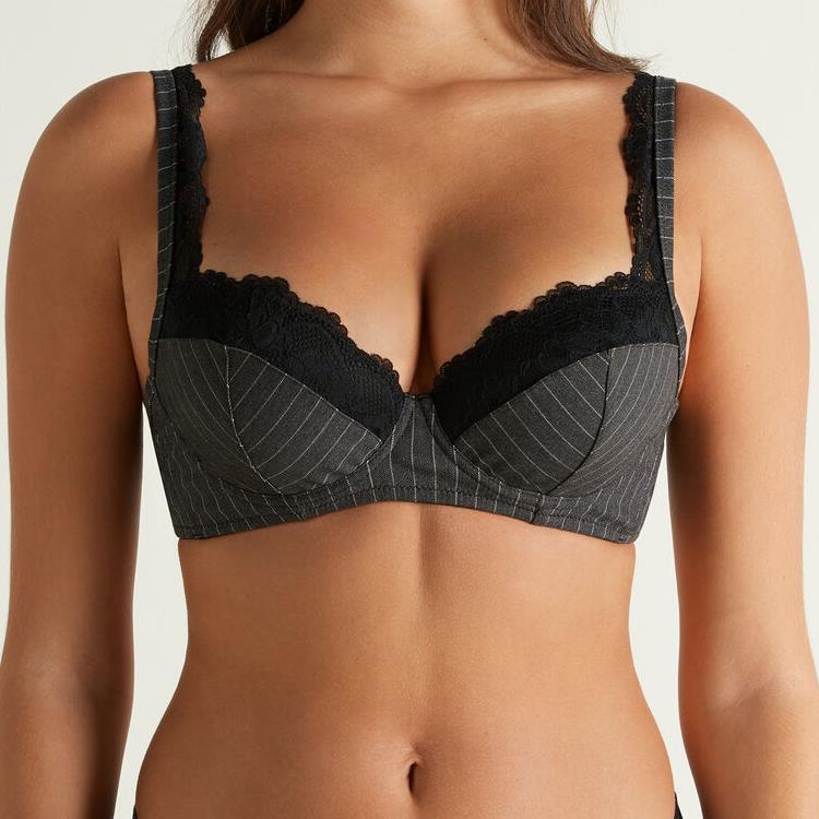 The Five Main Differences Between Underwire And Wireless Bras