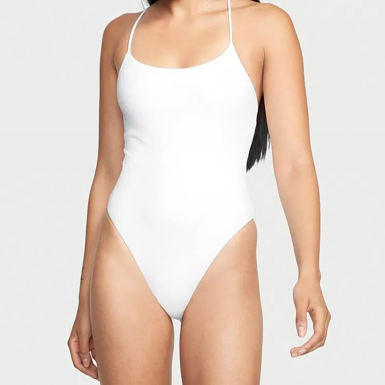 Why Is Finding a Fitting Bathing Suit So Difficult?