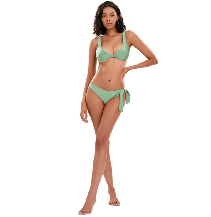 Visoko izrezani bikini kupaći kostim sa žicom