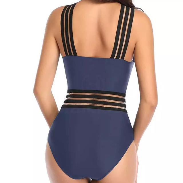 Plavi jednodijelni sportski kupaći kostimi
